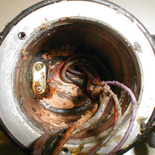 Corrosión en conector